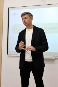 Lansarea apelurilor de finanțare pentru antreprenori